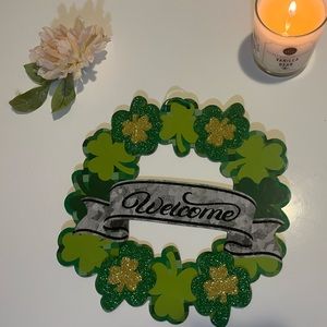 ✨EUC Saint Patrick’s Day Sparkle Welcome Sign